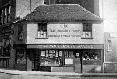 The Old Curiosity Shop, 13 Portsmouth Street, Kingsway, London, c1920 af Unbekannt