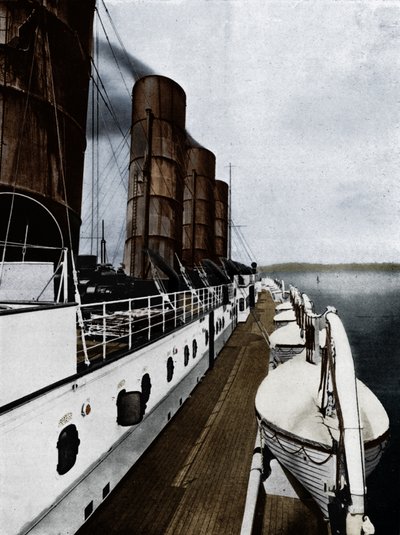 Båddækket på Lusitania, der viser redningsbåde, 1915 af Unbekannt