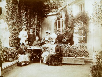 Hertug Fjodor Uvarovs familie på deres landejendom, Porechye, Rusland, 1880