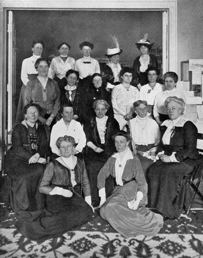 Den internationale samling af kvindelige valgretsarbejdere, 1914, c1920 af Unbekannt