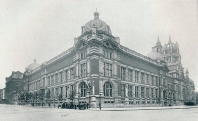 Det nye Victoria and Albert Museum åbnede den 26. juni 1909, c1909 af Unbekannt