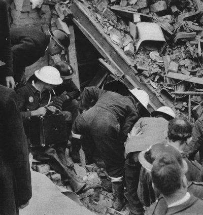Eftersøgningen fortsætter, 1941 1942 af Unbekannt