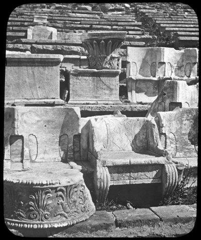 Præstens trone, Dionysos tempel, Athen, Grækenland, slutningen af det 19. eller begyndelsen af det 20. århundrede af Unbekannt