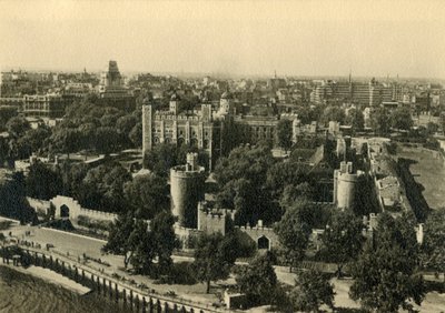 Tower of London. Almindelig udsigt fra syd, c1920. af Unbekannt