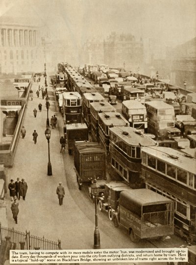 Trafikprop på Blackfriars Bridge, London, 1935. af Unbekannt