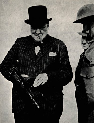 Prøver en Tommy-Gun, 1940, 1945. af Unbekannt