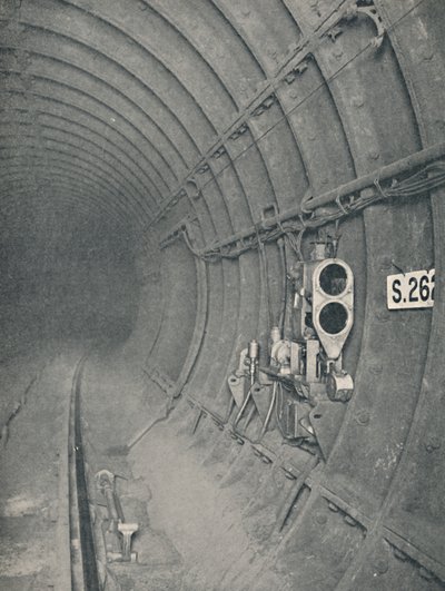 Tunnelsignal og automatisk togstop. London Underground Railways, 1926 af Unbekannt
