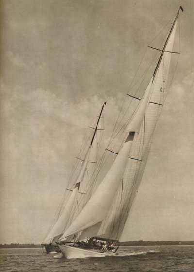 To berømte yachter i en spændende konkurrence, 1936 af Unbekannt