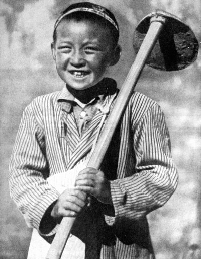 Usbekisk skoledreng arbejder på en gård, 1936 af Unbekannt