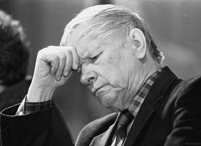 Vasil Bykaw 1924-2003, 1990