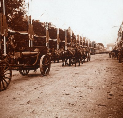 Victory parade, Paris, France, c1918-c1919 af Unbekannt