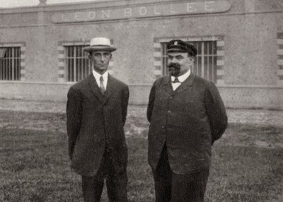 Wilbur Wright, amerikansk flyver, og Leon Bollee, fransk opfinder og bilproducent, 1908 af Unbekannt
