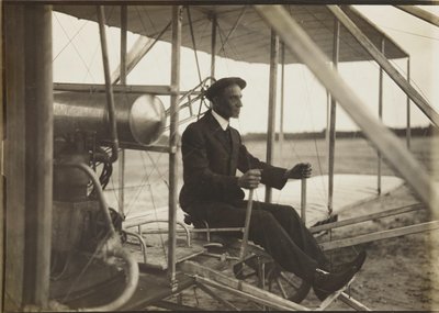 Wilbur Wright i flyeren, 1908. af Unbekannt