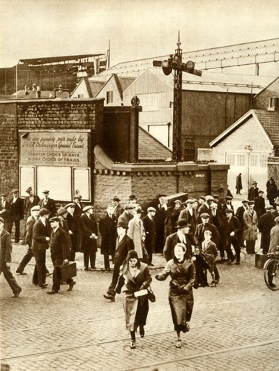 Arbejdere, der forlod...efter at konstruktionen af Cunarder 534 blev suspenderet, december 1931, 1935. af Unbekannt