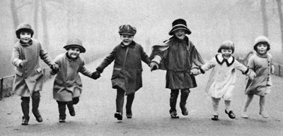 Små børn i Hyde Park, London, 1926-1927 af Unbekannt