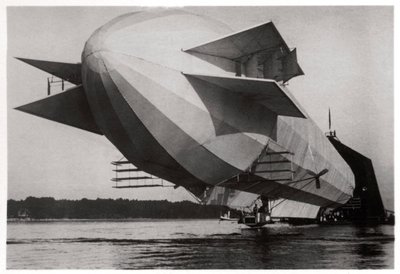 Zeppelin LZ3, købt af den tyske hær og blev betjent som Z1, 1906 1933 af Unbekannt