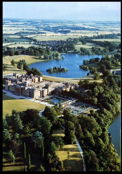 Luftfoto af Blenheim Palace, Oxfordshire af Unbekannt Unbekannt