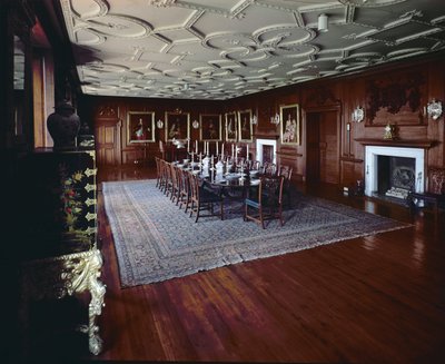 Drumlanrig Castle: spisestue med et portræt af William, den sidste hertug af Queensberry af Unbekannt Unbekannt
