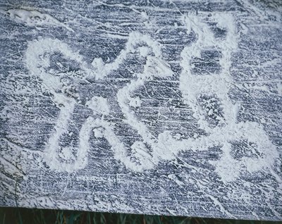Camuniansk rose, kopi af klippegravurer i Valcamonica-dalen, kultegning, frottage-teknik af Benjamin Baud