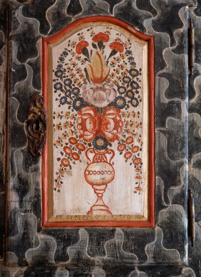 Dør af håndlavet træskab med håndmalet blomsterdekoration, San Giovanni, Trentino-Alto Adige, Italien, Detail af William M. Timlin