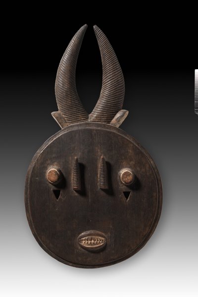 Ansigtsmaske, slutningen af 1800-tallet-begyndelsen af 1900-tallet af Unbekannt
