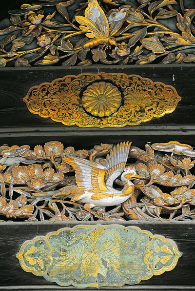 Forgyldte fugle og sommerfugle, detalje af Ninomaru Palace, Nijo Castle, Kyoto af Benjamin Baud