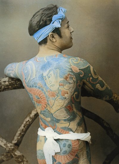 Japansk mand med tatoveringer, ca. 1910 (foto) (se også 398199) af Unbekannter Künstler