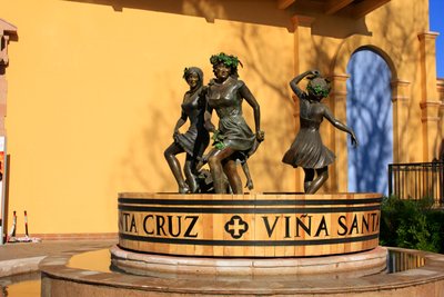 Statuen, Vina Santa Cruz (Foto) von Unbekannt