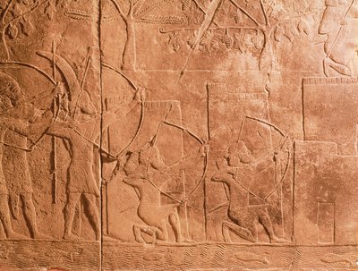 Belejringen af Alammu af Sanheribs hær (704-681 f.Kr.) detaljer fra et panel fra det sydvestlige palads i Nineve, ca. 700 f.Kr. (gips) (se også 85704) af Unbekannt