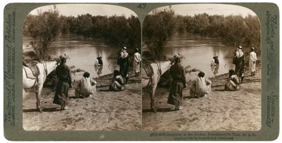 Dåb i Jordanfloden, Palæstina, 1903. af Underwood and Underwood