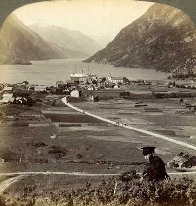 Odda, Hardangerfjord, Norge. af Underwood and Underwood