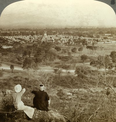 Pagoder, Mandalay, Burma, omkring 1900-tallet. af Underwood and Underwood