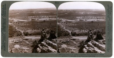 Jordanflodens slette, set fra ruinerne af det gamle Jeriko, Palæstina, 1903. af Underwood and Underwood