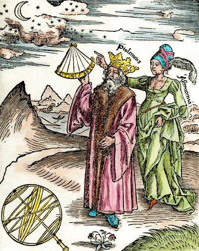 Den græske astronom Claude Ptolemæus (Claudius Ptolemaeus) (omkring 90-omkring 168 e.Kr.) ved hjælp af en sekstant og astronomi. Stik fra 1503. Privat Samling af Unknown artist
