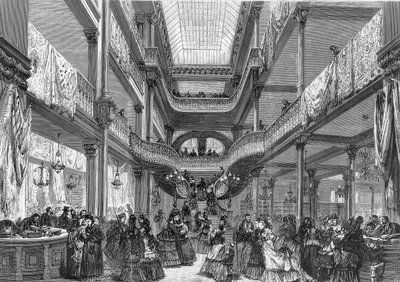 Indvendig udsigt over det berømte parisiske stormagasin Au Bon Marche af Unknown artist