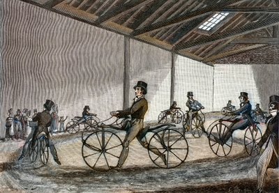 Indvendigt billede af manegen til hobbyhest. Mand, der kører cykler (pedalfri cykler opfundet af baron Karl Drais af Unknown artist