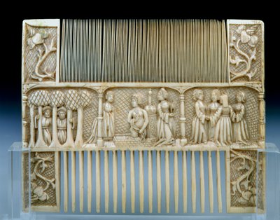 Side B af en elfenbenskam med historien om Susanna af Unknown artist