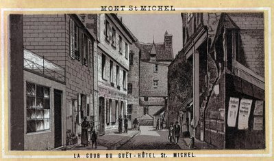 Udsigt over gården til Guet Hotel (Guet-Hotel) på Mont Saint Michel, Manche, Normandiet. Kromolitografi i slutningen af det 19. århundrede. af Unknown artist