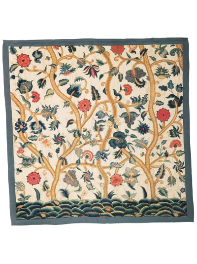 Et par crewel-ophæng (uld) af Unknown artist