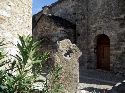Mindemonument for katharerne i Minerve i Herault. af Unknown artist
