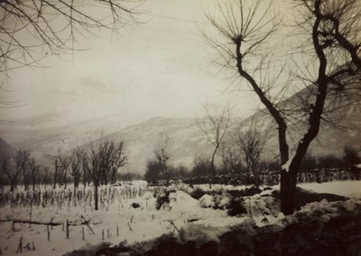 Albummet "Harriet Louise Self": en udsigt over Brenta-dalen med sne af Unknown photographer