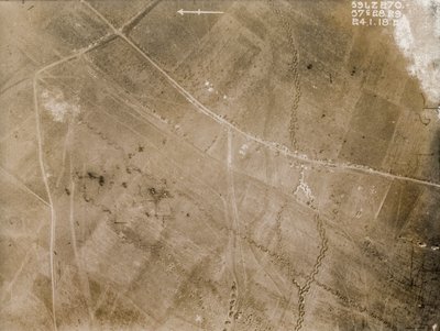 Britiske luftrekognosceringsfotografier, der viser skyttegravenes positioner på vestfronten under Første Verdenskrig af Unknown photographer