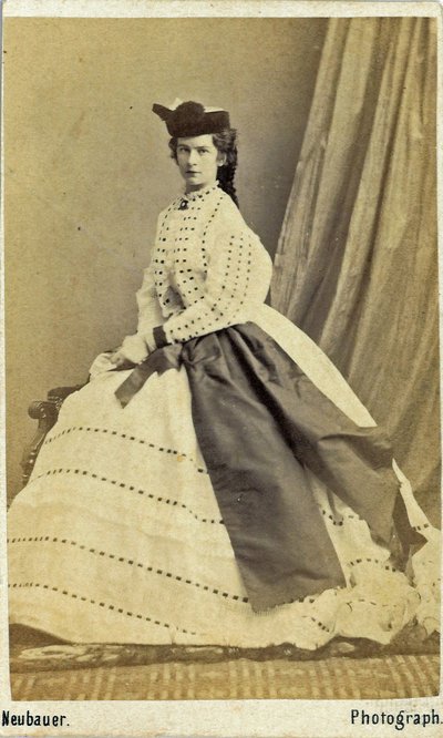 Elisabeth, kejserinde af Østrig og dronninggemalinde af Ungarn (24. december 1837 - 10. september 1898) (foto) af Unknown photographer