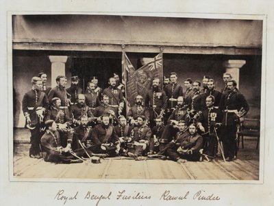 Medlemmer af 101st Regiment of Foot (Royal Bengal Fusiliers) ved Rawalpindi af Unknown photographer