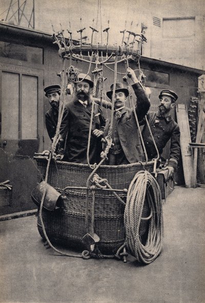 Fotografisk iscenesættelse med en luftballon. Fotografi, slutningen af det 19. århundrede, Paris. Saml. Selva. af Unknown photographer