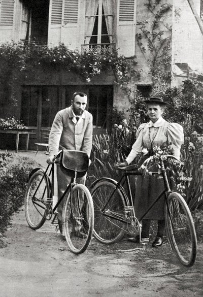 Pierre og Marie Curie i deres have af Unknown photographer