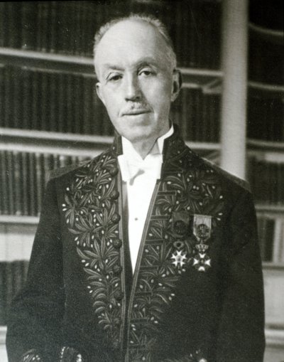 Portræt af Louis-Victor-Pierre-Raymond De Broglie (foto) af Unknown photographer