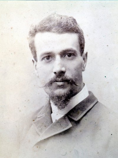 Portræt af Savorgnan de Brazza (1852 - 1905). af Unknown photographer