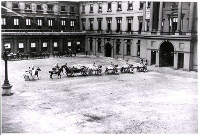 Dronning Victoria forlader Buckingham Palace, Diamond Jubilee, 22. juni 1897 (s/h-foto) af Unknown photographer