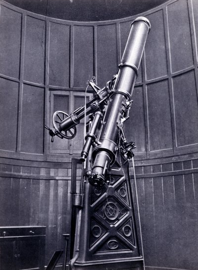 Teleskopet til Giovanni Virginio Schiaparelli (1835-1910) astrofysiker i Brera (Milano). Han observerede retlinede konfigurationer på planeten Mars og kaldte dem Mars-kanalerne (canali). af Unknown photographer